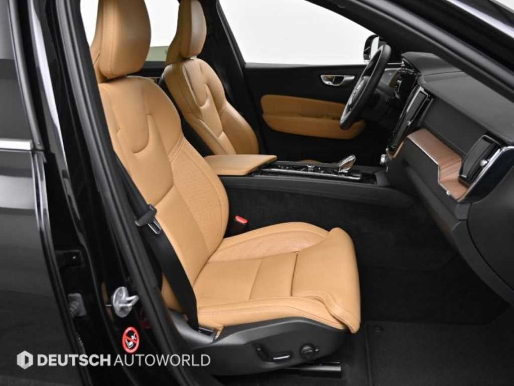 Volvo XC60 - Vista 10