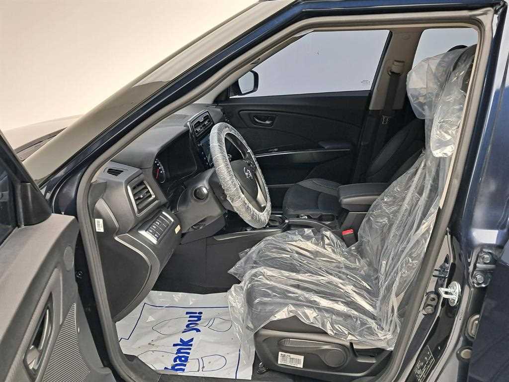 Ssangyong Tivoli - Vista 11