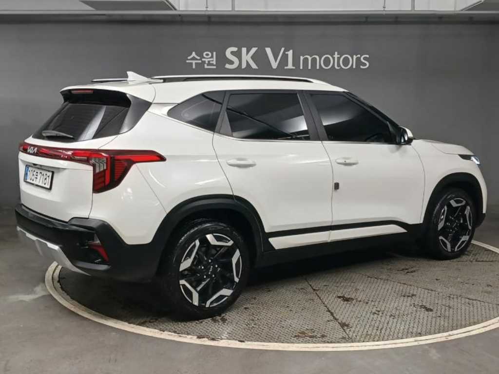 KIA Seltos - Vista 4