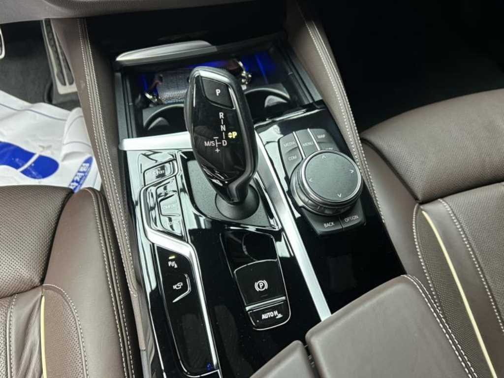 BMW 5 Series - Vista 10