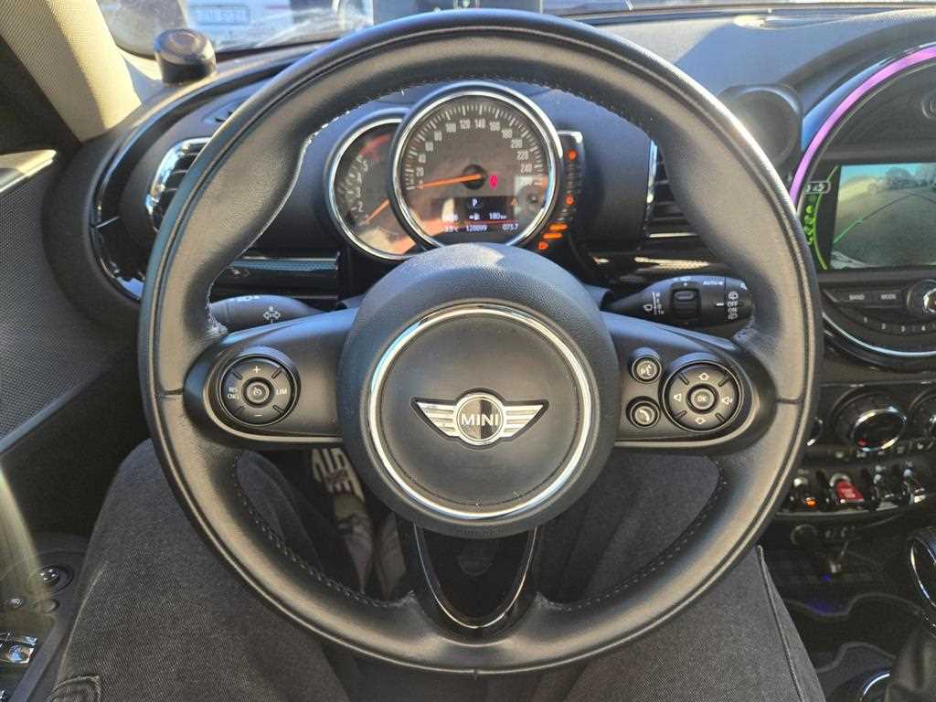 Mini Clubman - Vista 9