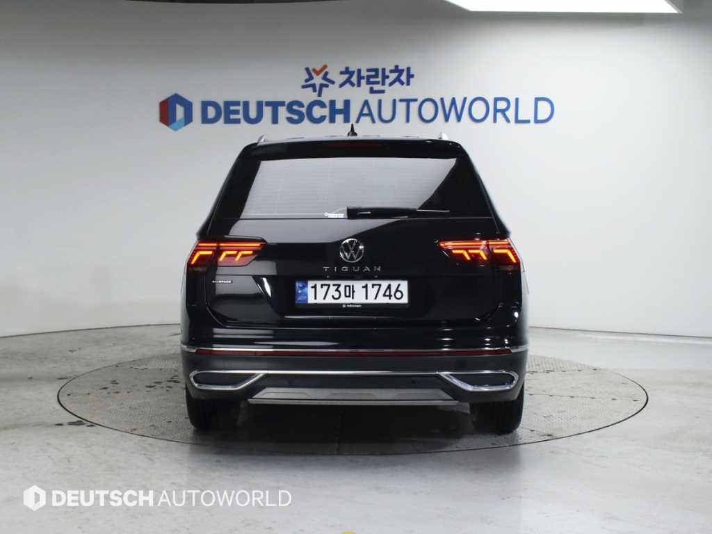 Volkswagen Tiguan - Vista 4