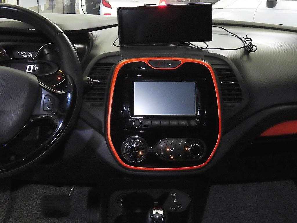 SAMSUNG QM3 - Vista 11