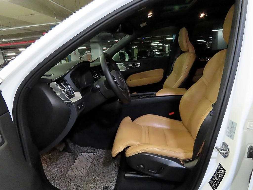 Volvo XC60 - Vista 6