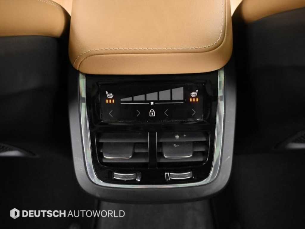 Volvo XC60 2024 Negro - Importación desde Corea - HF Imports Iquique - Foto 16