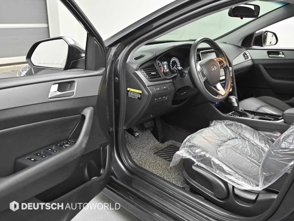 HYUNDAI Sonata - Vista 11