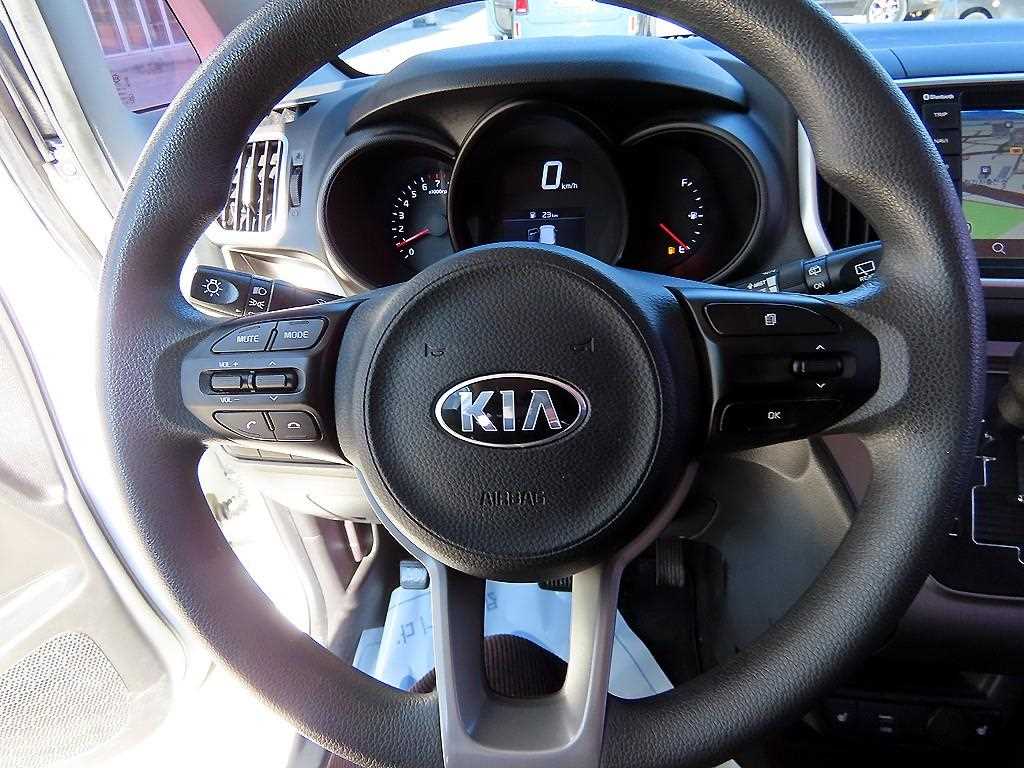 KIA Ray - Vista 8