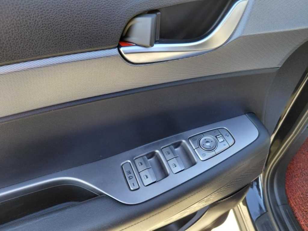 HYUNDAI Palisade - Vista 10