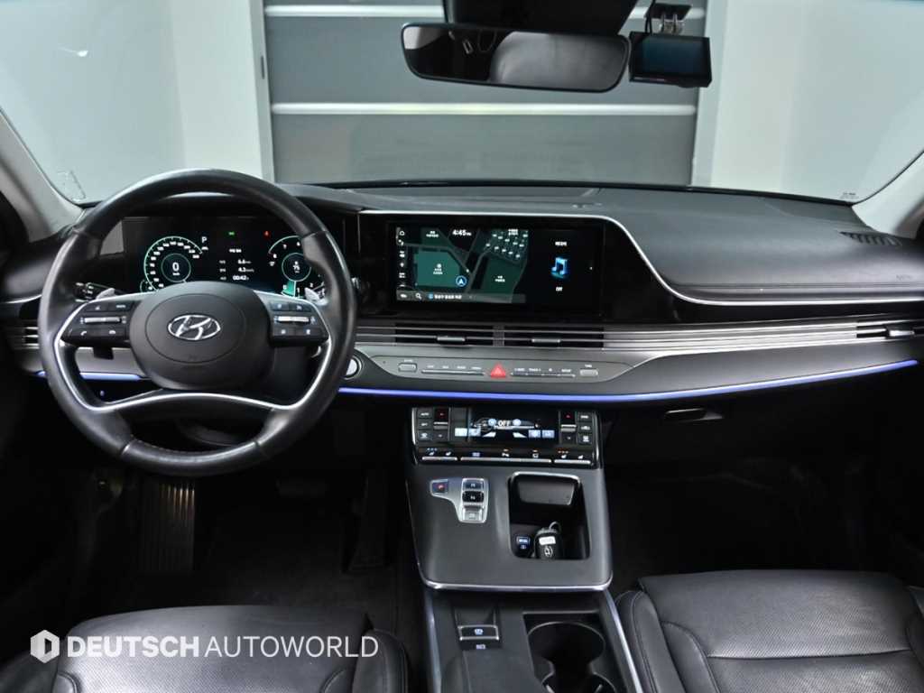 HYUNDAI Grandeur - Vista 7