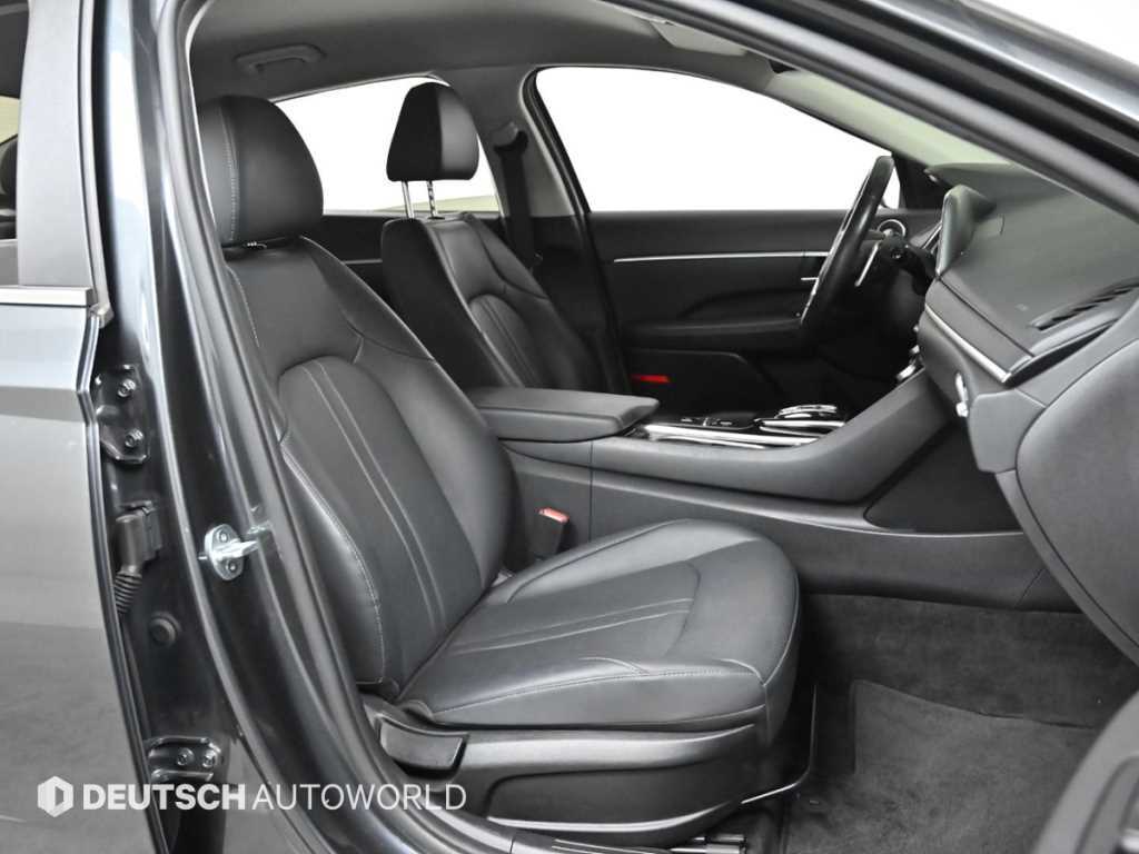 HYUNDAI Sonata - Vista 10