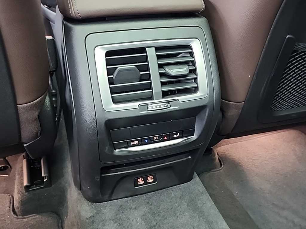 BMW iX3 2025 Blanco - Importación desde Corea - HF Imports Iquique - Foto 13