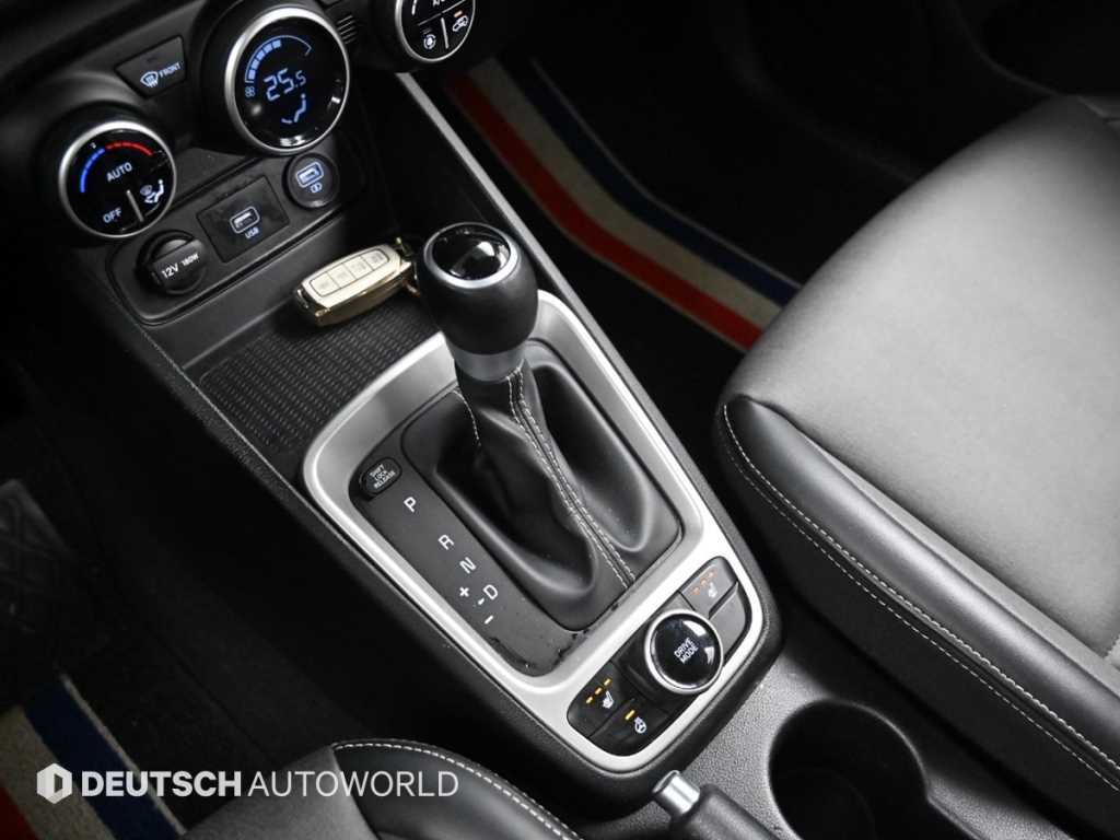 HYUNDAI Venue - Vista 9