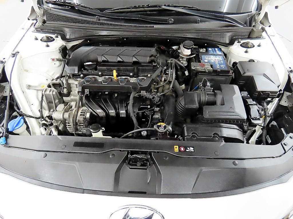 HYUNDAI Avante 2021 Blanco - Importación desde Corea - HF Imports Iquique - Foto 17