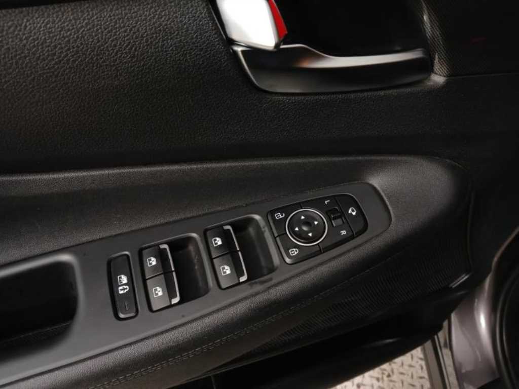 HYUNDAI Santa Fe - Vista 9