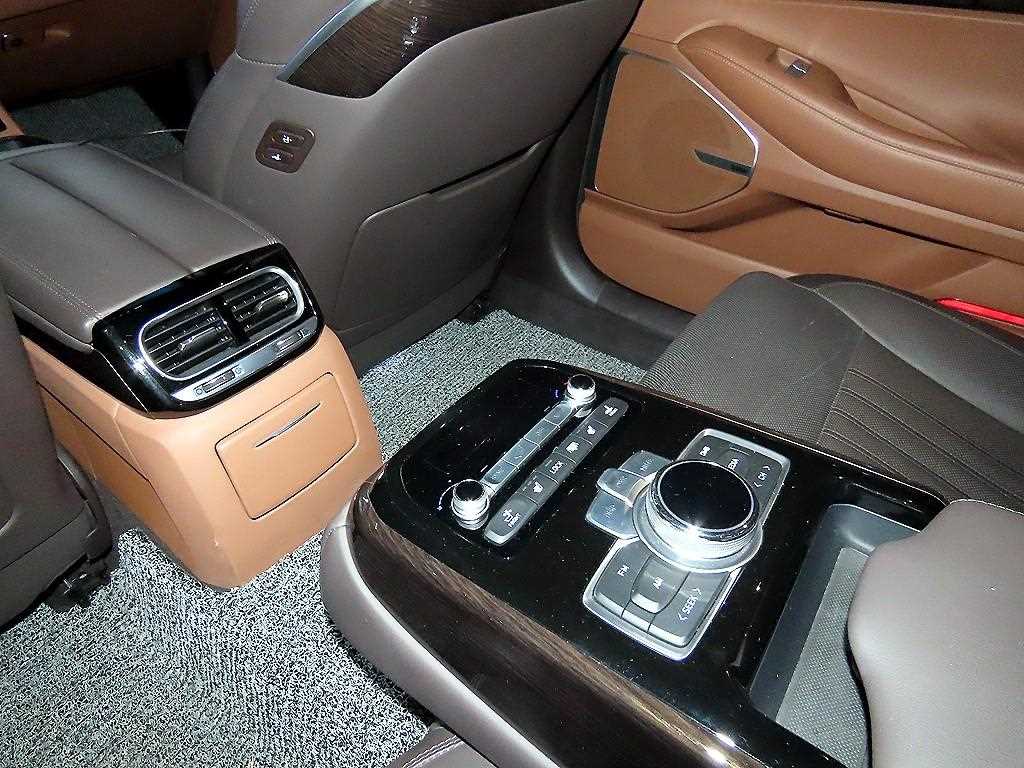 Genesis G90 2019 Negro - Importación desde Corea - HF Imports Iquique - Foto 15