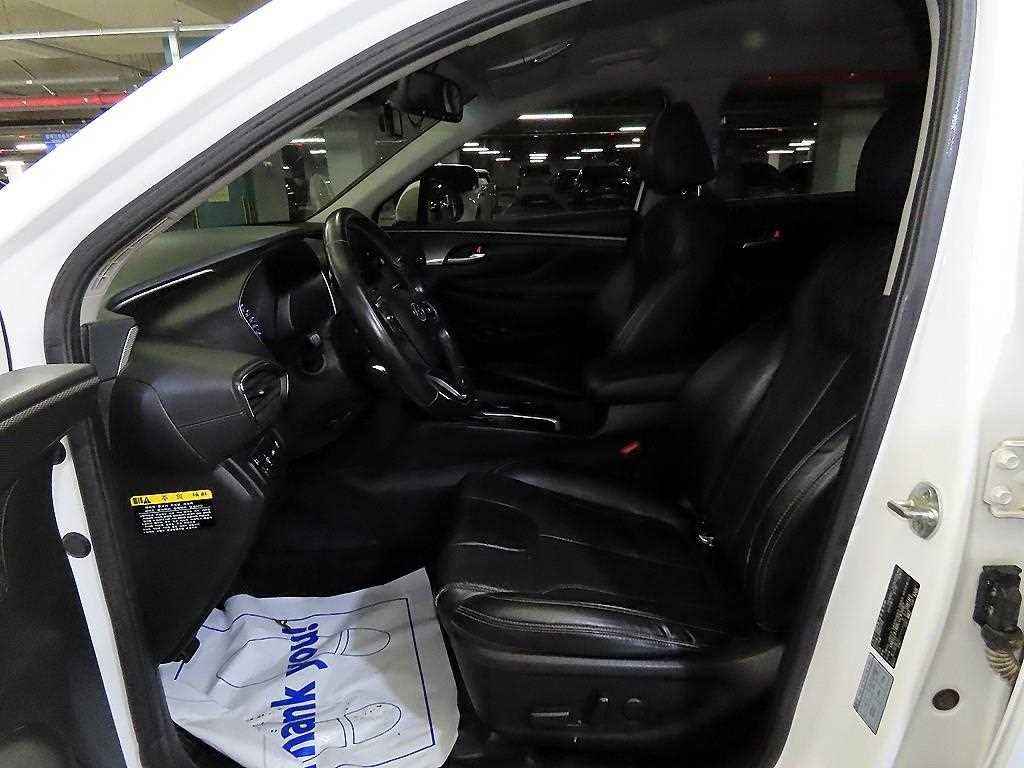 HYUNDAI Santa Fe - Vista 6