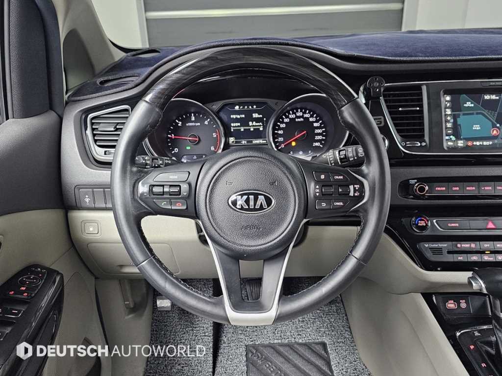 KIA Carnival 2017 Gris - Importación desde Corea - HF Imports Iquique - Foto 13