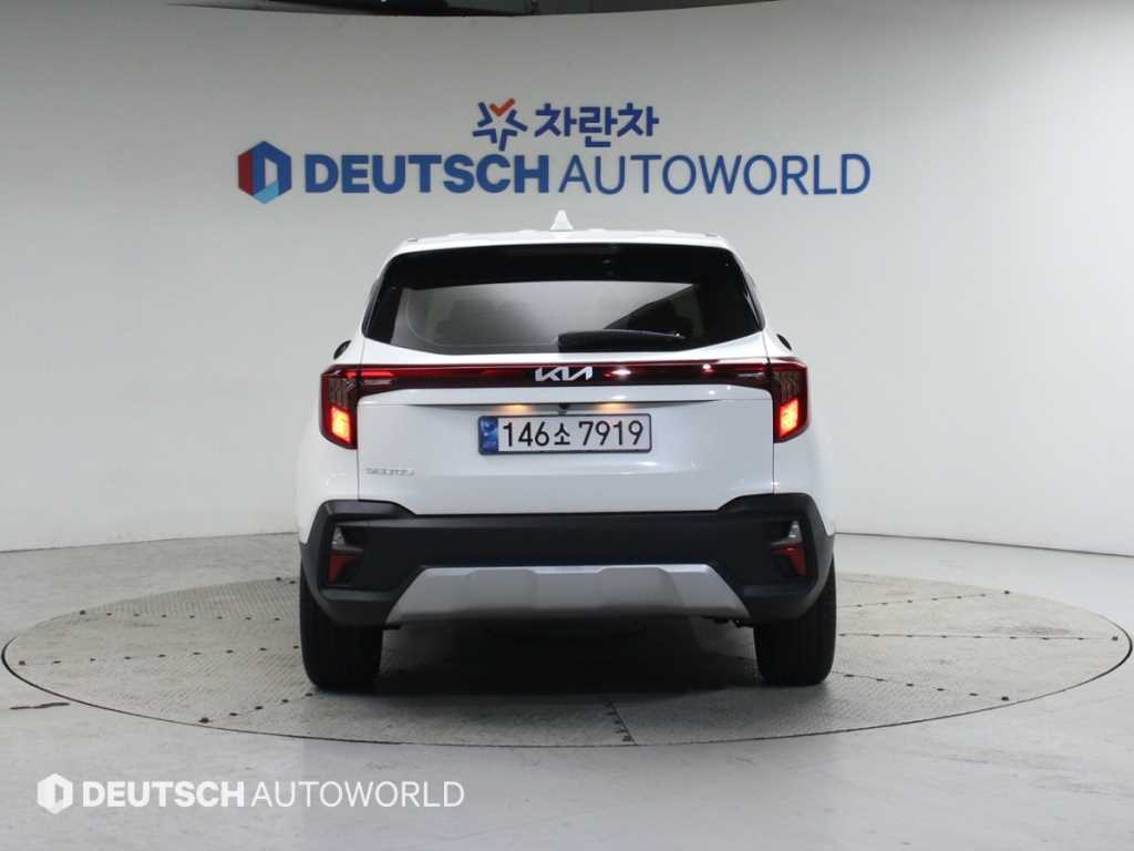 KIA Seltos - Vista 4