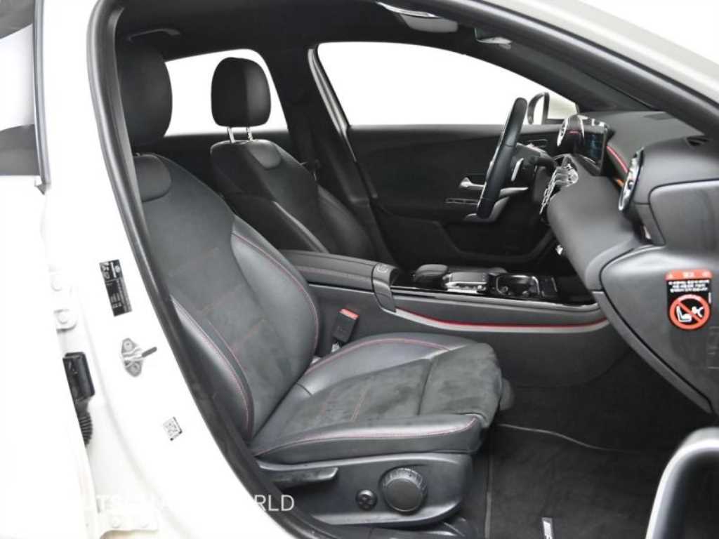 Mercedes Benz A Class - Vista 10