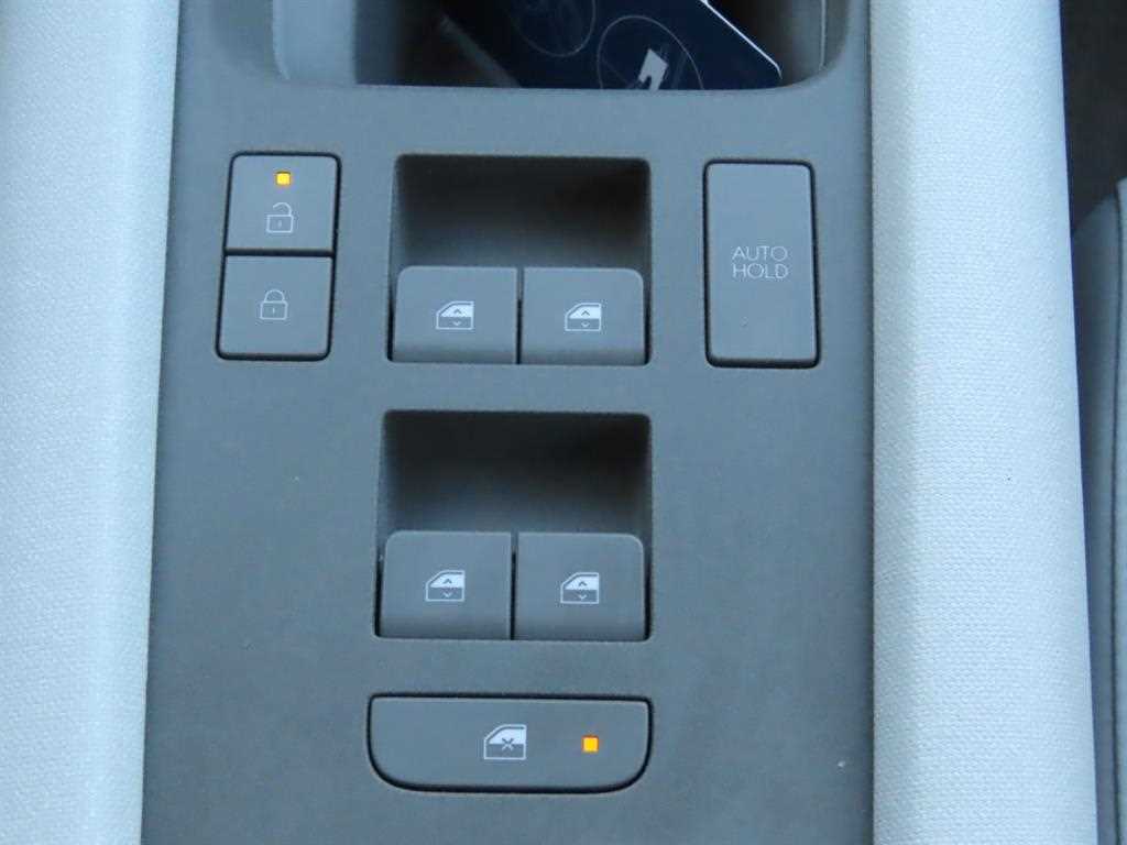 HYUNDAI Ioniq 6 - Vista 11