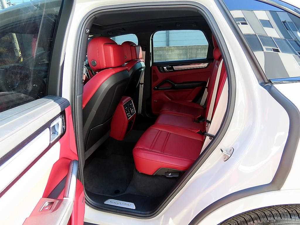 Porsche Cayenne - Vista 6