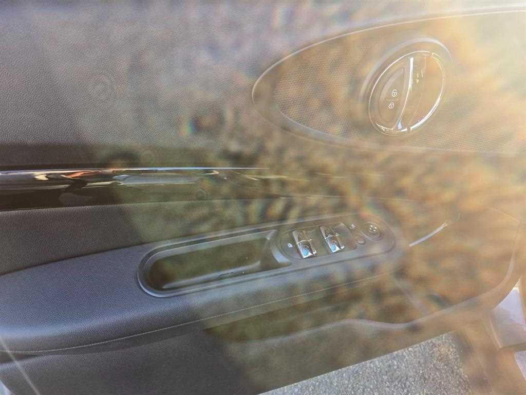 Mini Clubman - Vista 6