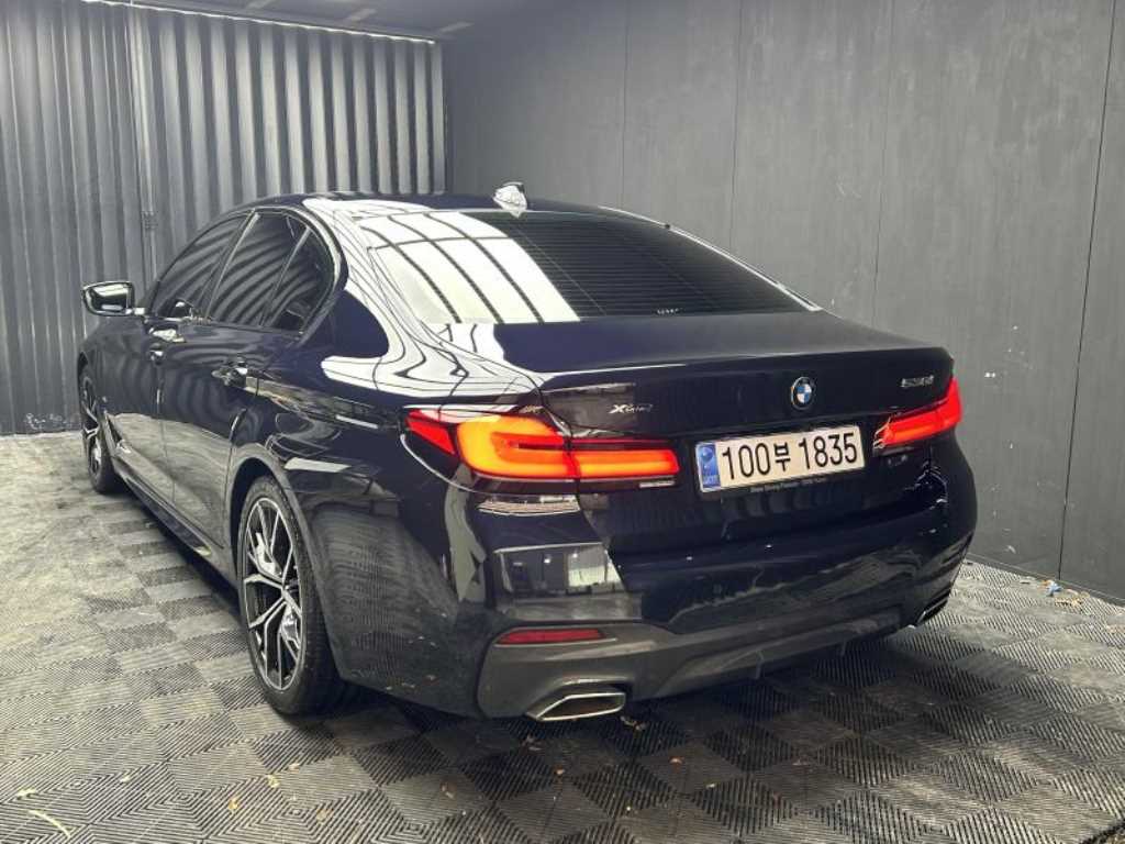 BMW 5 Series - Vista 4