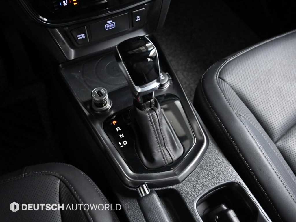 Ssangyong Tivoli - Vista 9