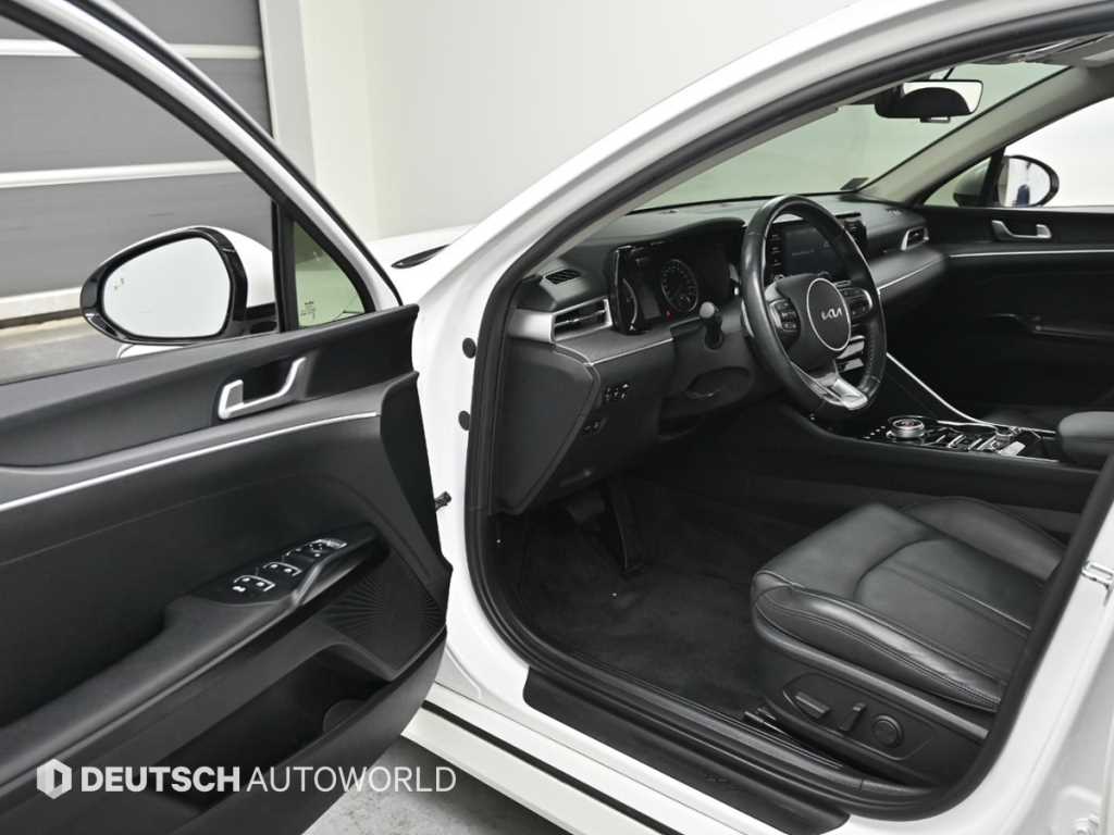 KIA K5 - Vista 11