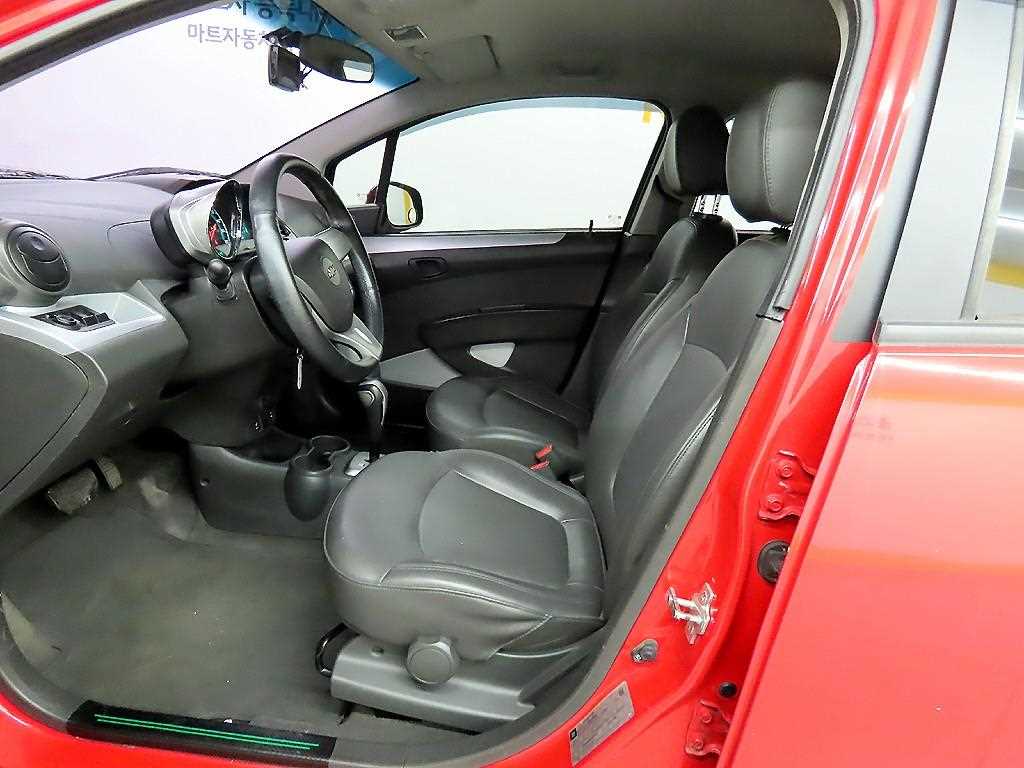 Chevrolet Spark - Vista 5