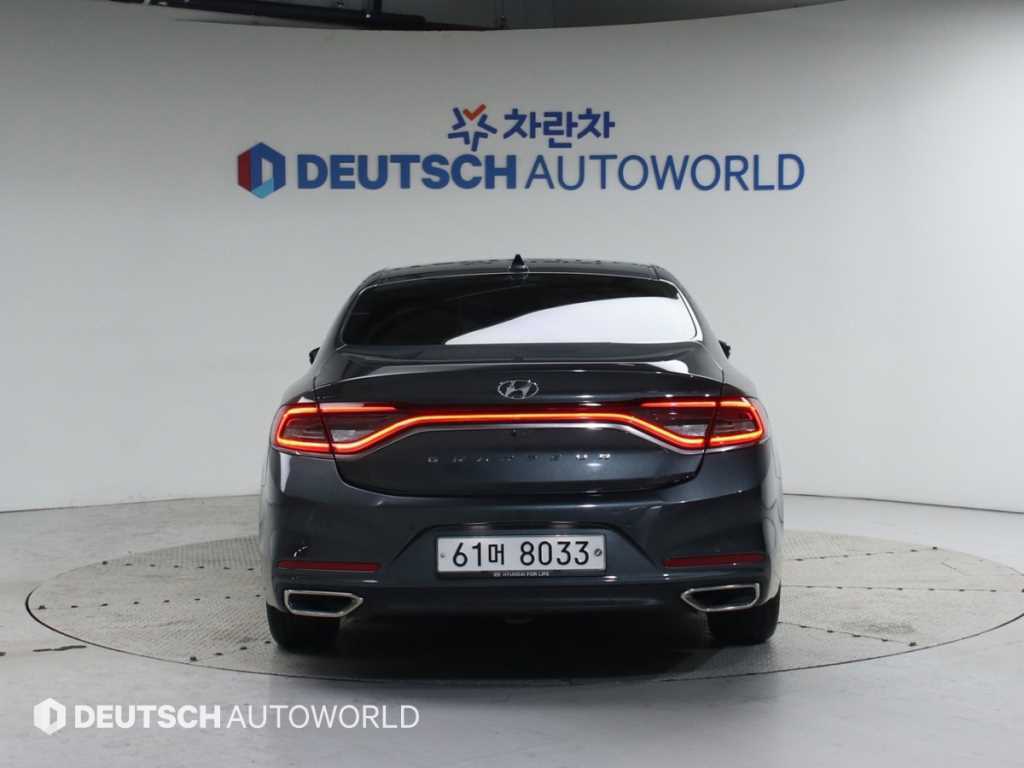 HYUNDAI Grandeur - Vista 4