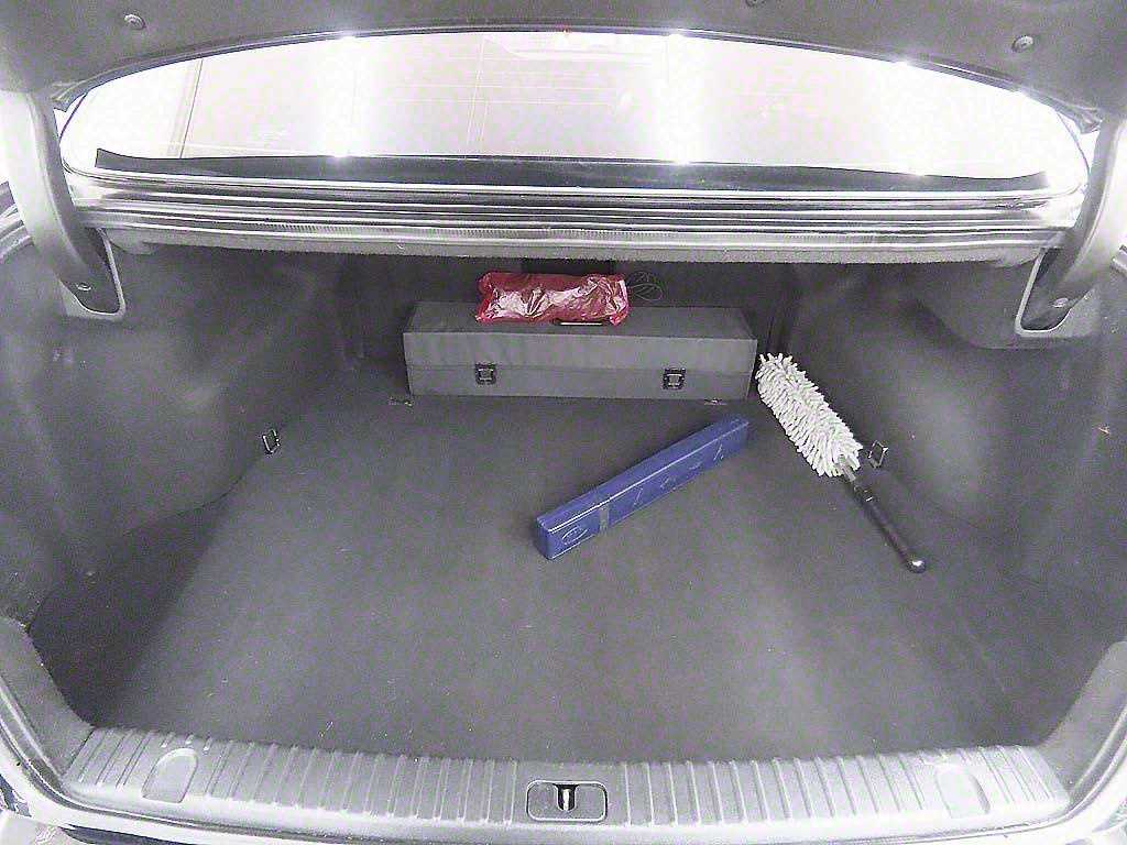 HYUNDAI Grandeur 2010 Negro - Importación desde Corea - HF Imports Iquique - Foto 18