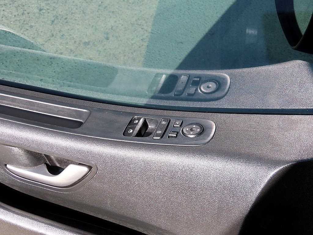 HYUNDAI Staria - Vista 11