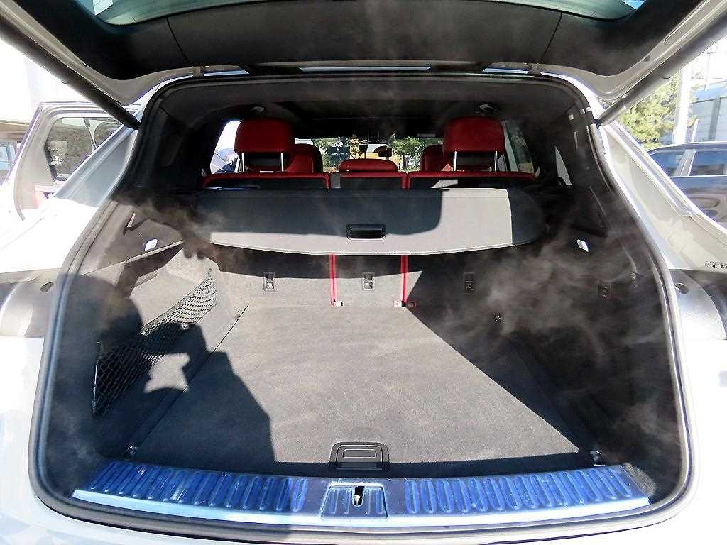 Porsche Cayenne 2023 the color of pearl - Importación desde Corea - HF Imports Iquique - Foto 17