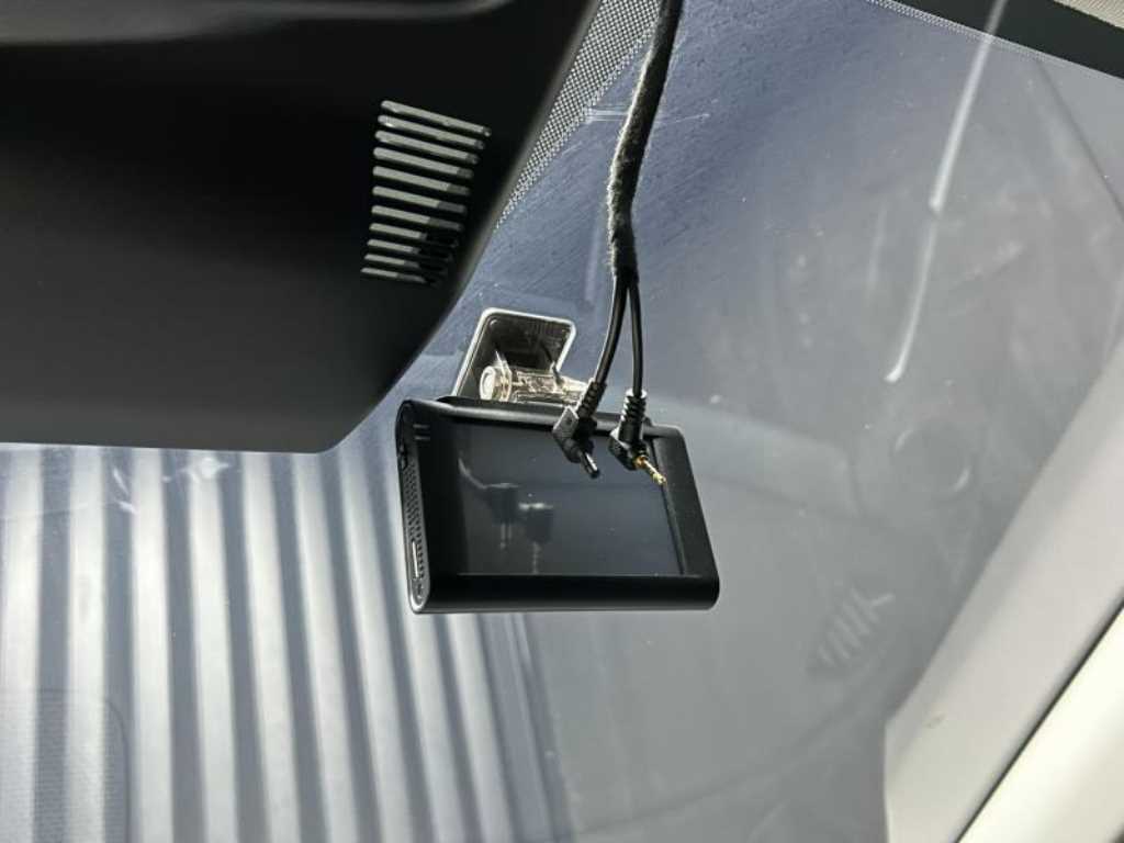 HYUNDAI Sonata - Vista 10