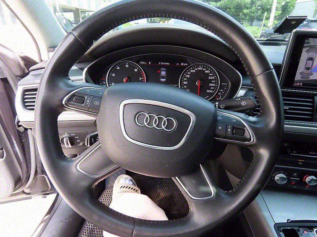 Audi A6 - Vista 10