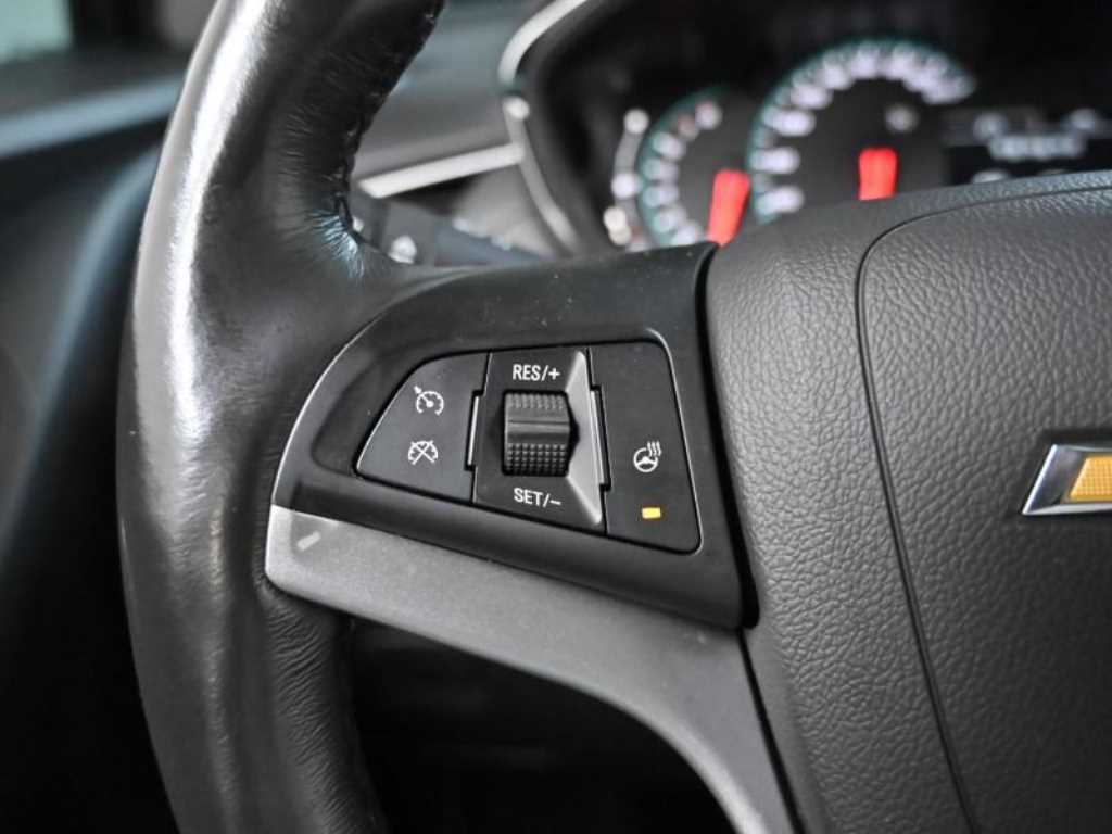 Chevrolet Trax 2022 Gris - Importación desde Corea - HF Imports Iquique - Foto 16