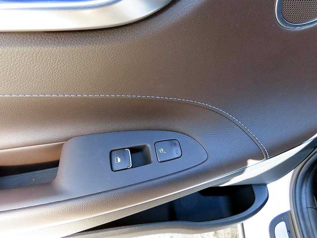 HYUNDAI Grandeur 2018 Blanco - Importación desde Corea - HF Imports Iquique - Foto 16