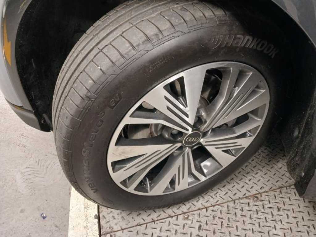 Audi Q4 2025 Gris - Importación desde Corea - HF Imports Iquique - Foto 20