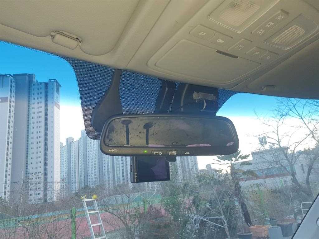 HYUNDAI Solati - Vista 9