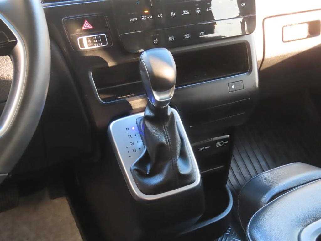 HYUNDAI Staria 2023 Negro - Importación desde Corea - HF Imports Iquique - Foto 13