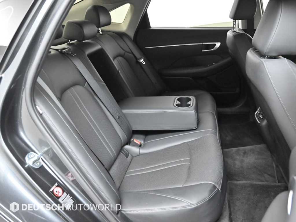 HYUNDAI Sonata - Vista 12