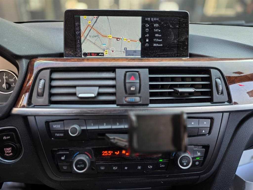 BMW 3 series - Vista 8