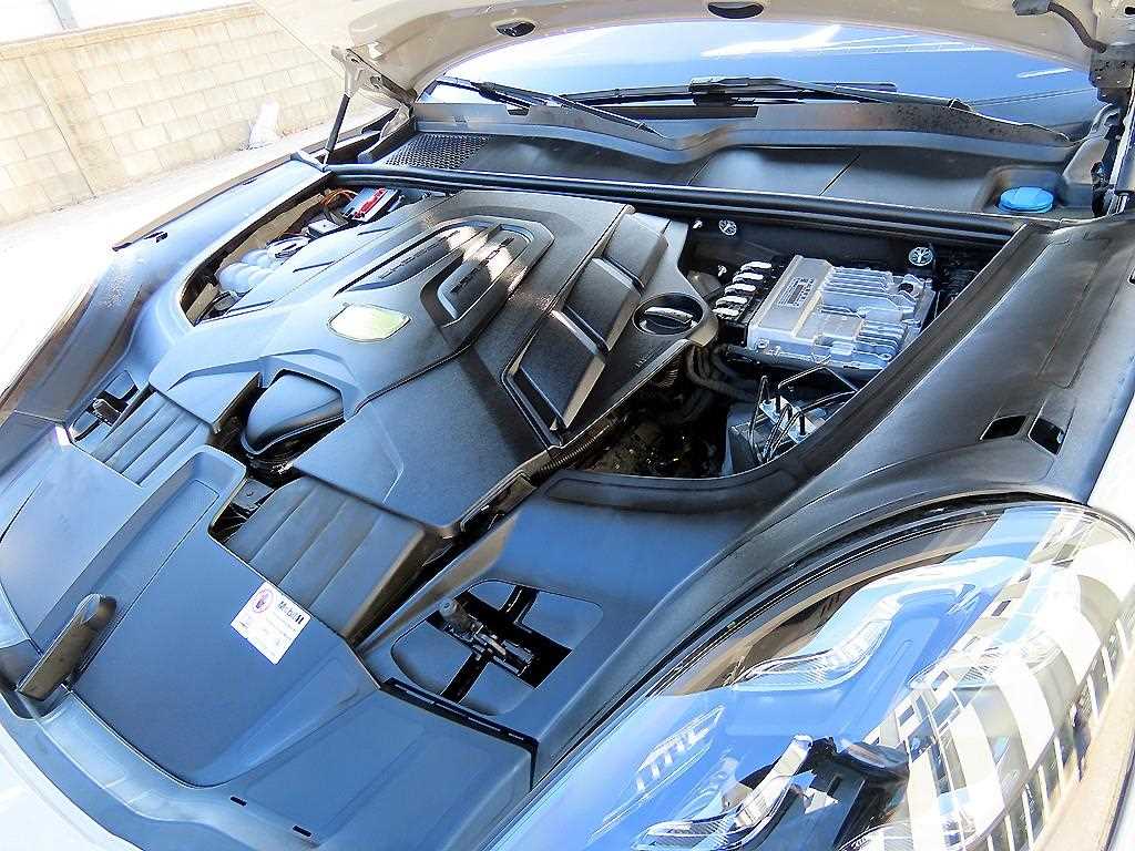 Porsche Cayenne 2023 the color of pearl - Importación desde Corea - HF Imports Iquique - Foto 19