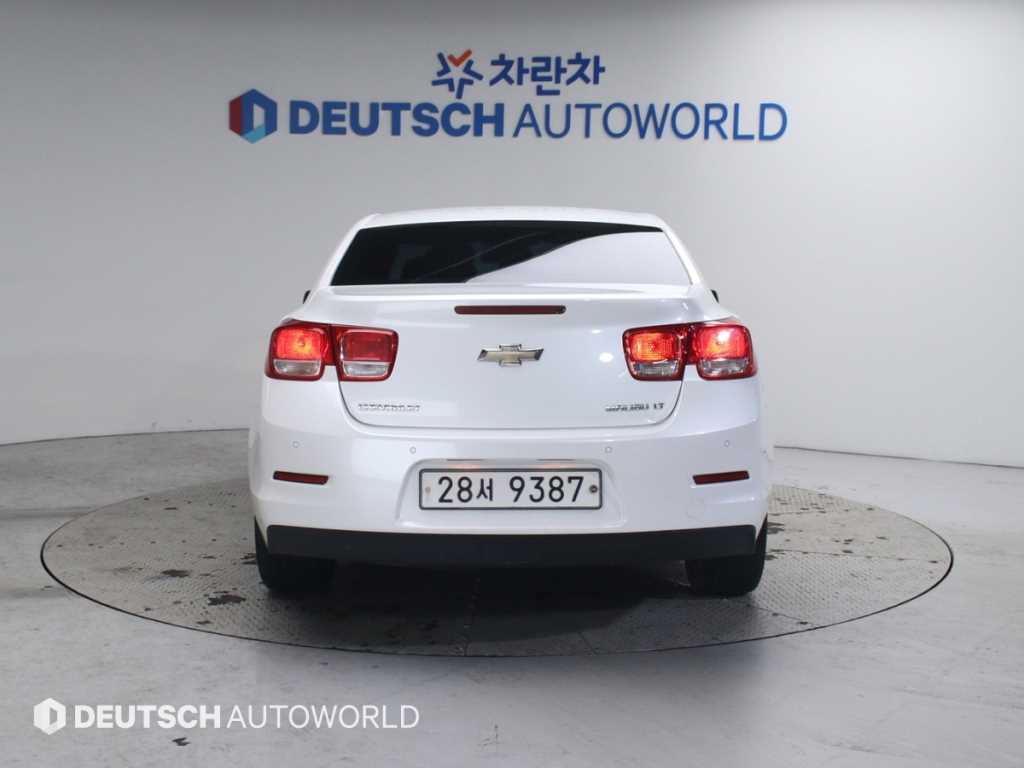 Chevrolet Malibu - Vista 4