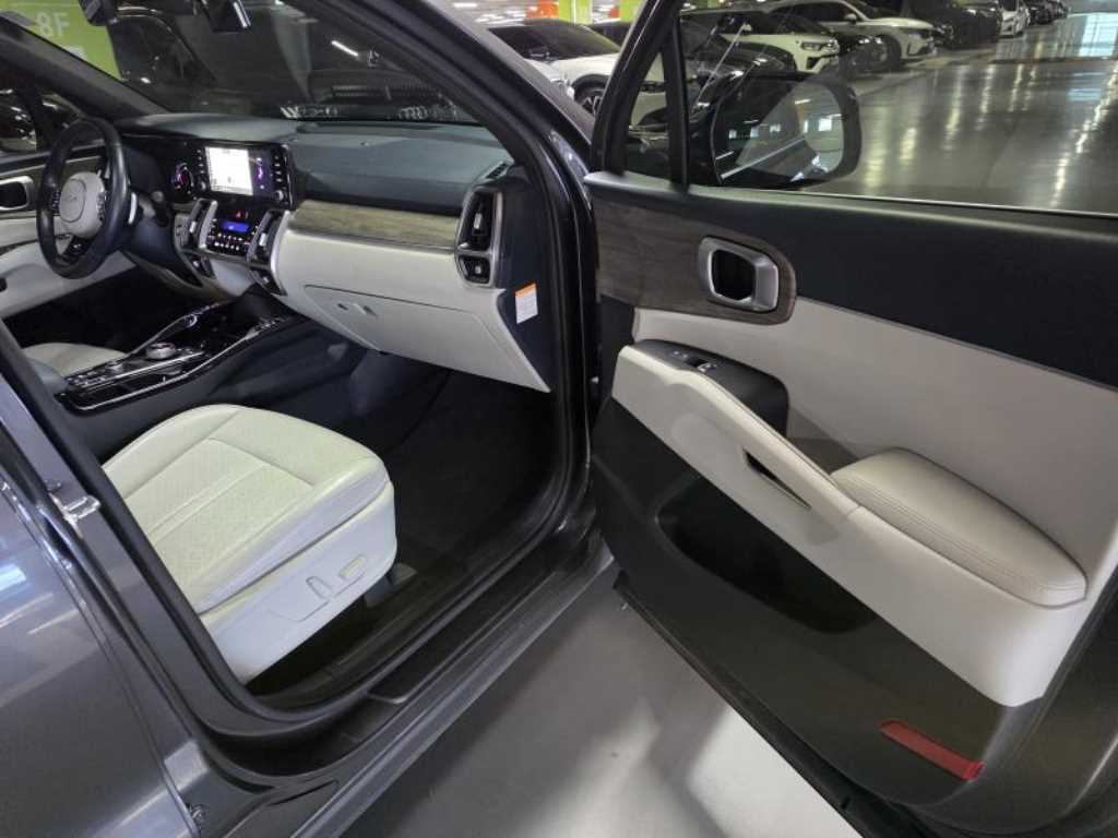KIA Sorento - Vista 7