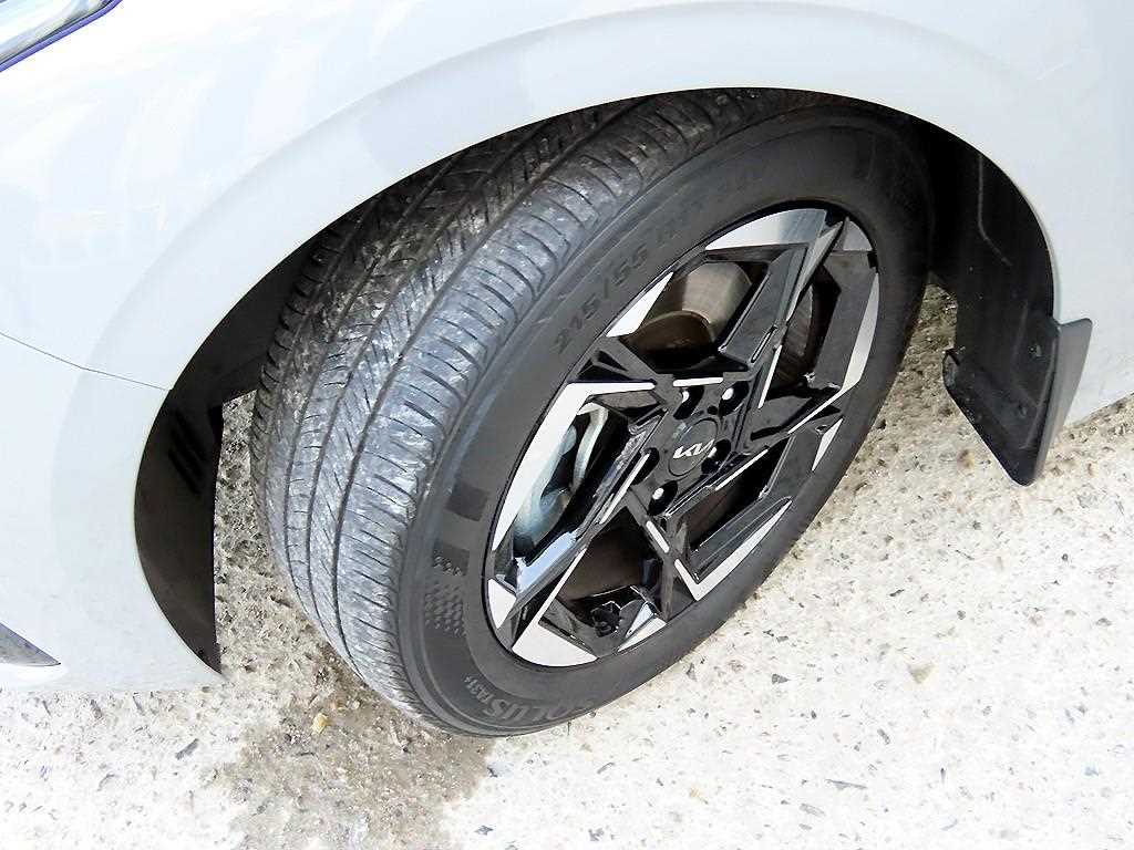 KIA K5 2025 Gris - Importación desde Corea - HF Imports Iquique - Foto 20