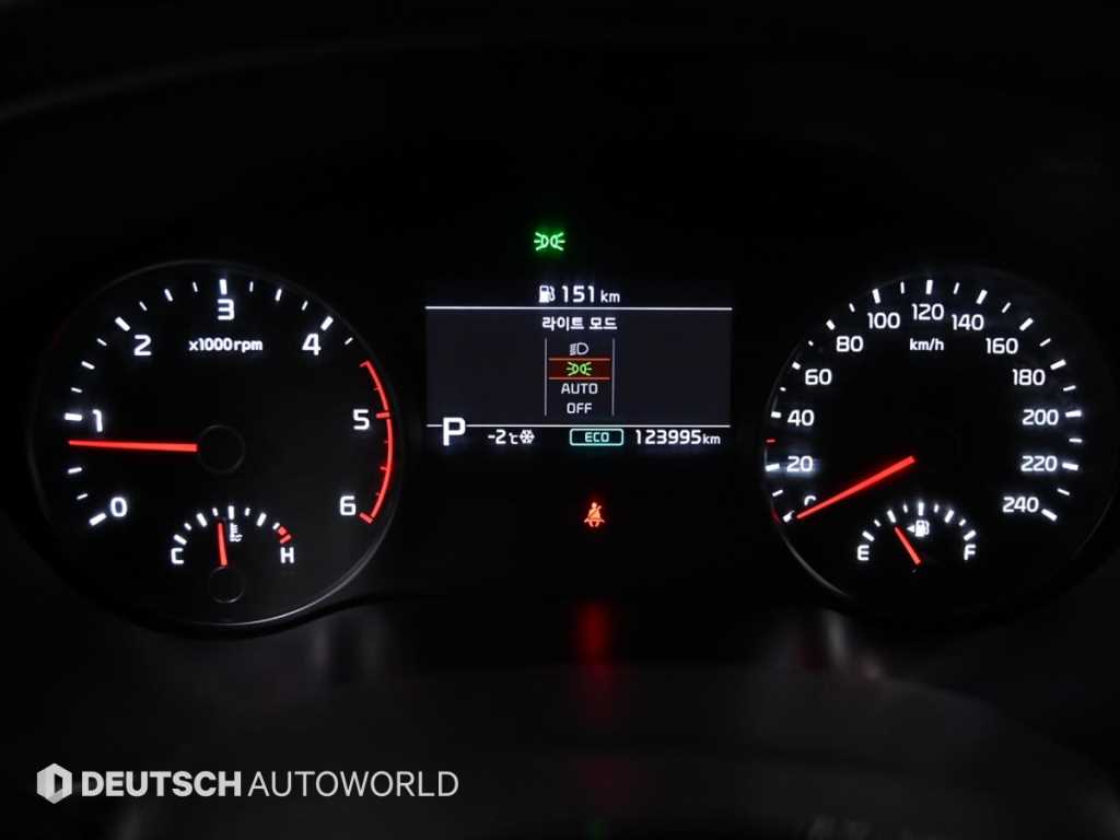 KIA Sportage - Vista 8