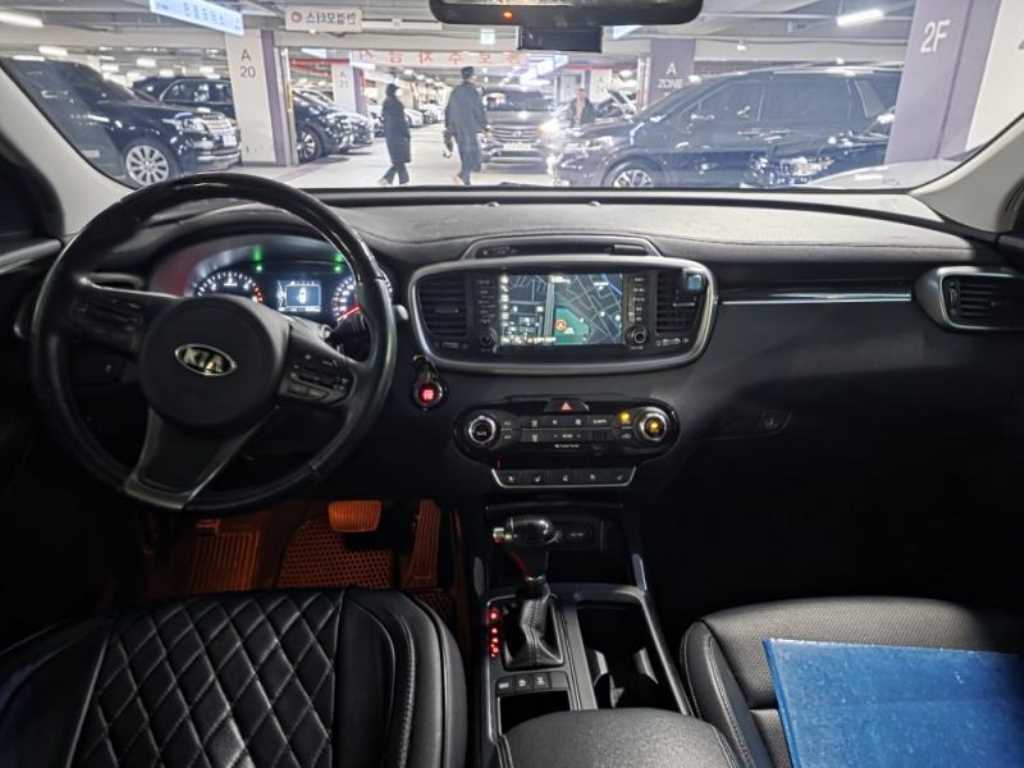 KIA Sorento - Vista 7