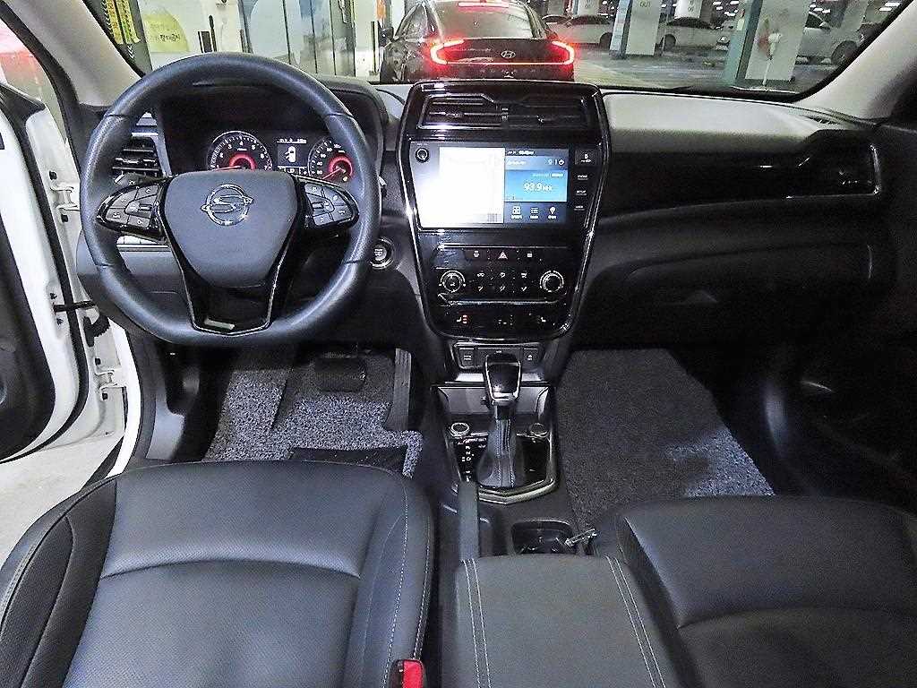 Ssangyong Tivoli - Vista 10